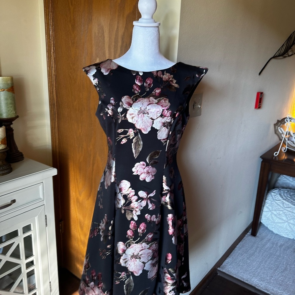 Rox & Ali Floral Size 10 Dress